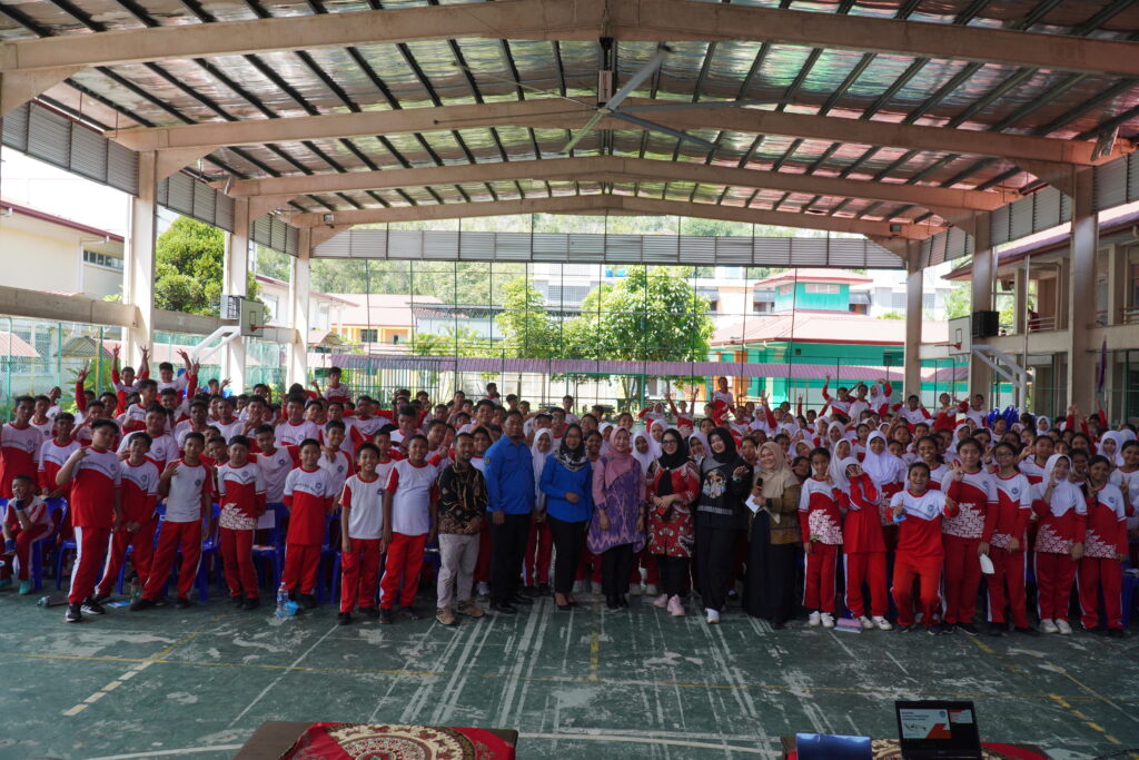 SOSIALISASI PROGRAM ADEM 2025: KEMENDIKDASMEN RI BUKA PELUANG BEASISWA PENUH BAGI SISWA INDONESIA DI MALAYSIA